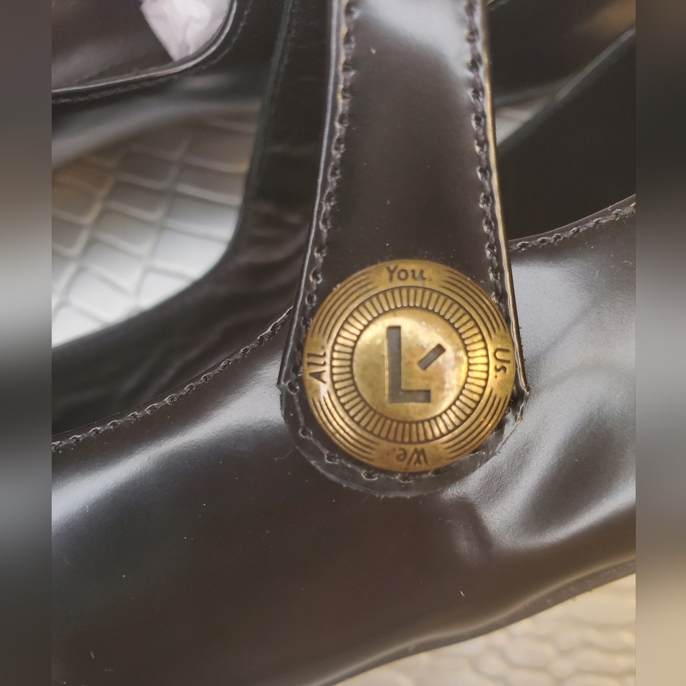 Larroude Black Pointed Toe Flats - Picture 12 of 16